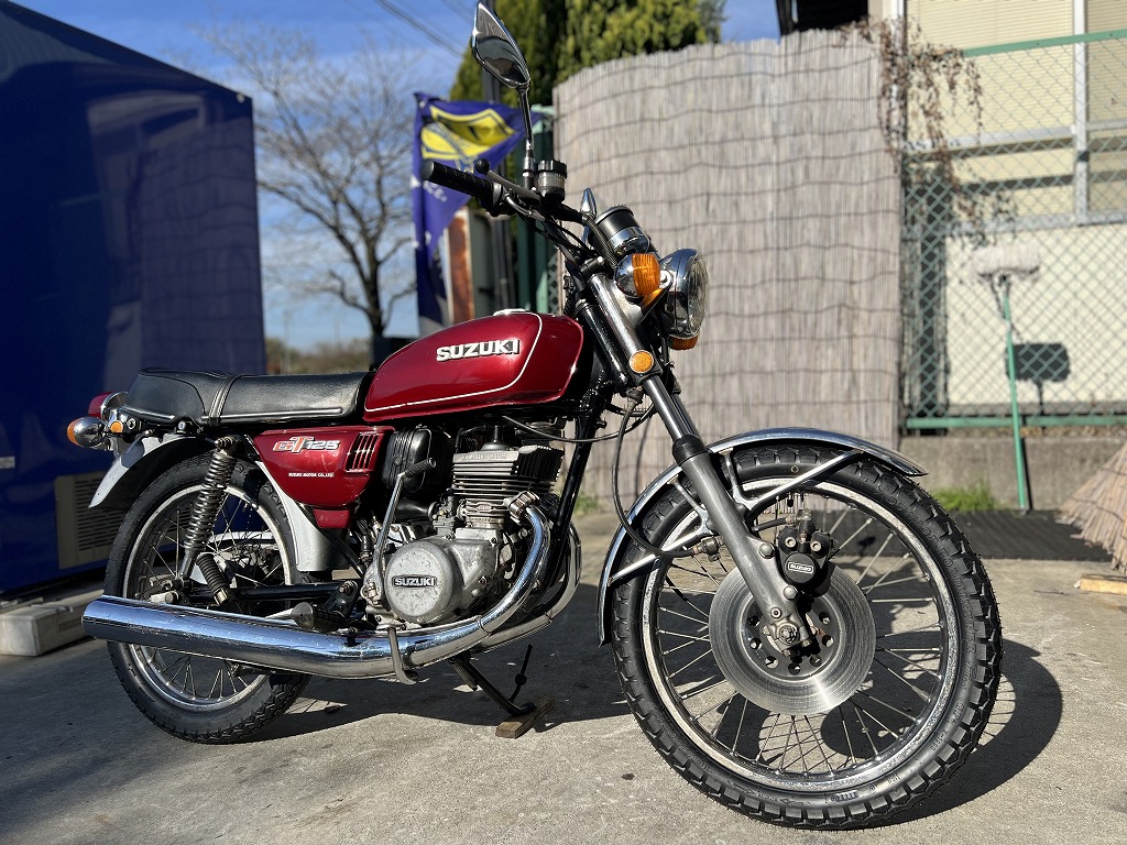 スズキ ＧＴ１２５　ノーマル　オリジナル　ラムエアー　ＴＴ１００ＧＰタイヤ新品 