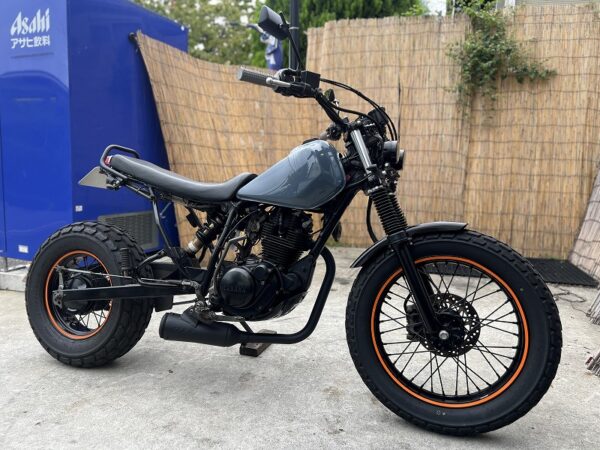 ホンダ ホークIICB400T カスタム キャストホイール クロス